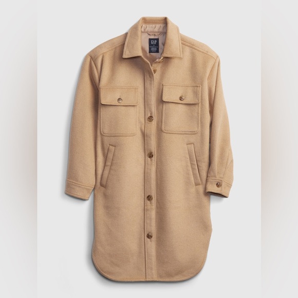 GAP Oversized Camel Shacket - Cozy Comfort for Cooler Days 🍁 - Picture 2 of 6